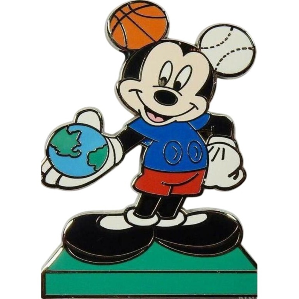 MICKEY ESPN GLOBE STATUE Cast Member 2009 Company D Disney Pin 68602